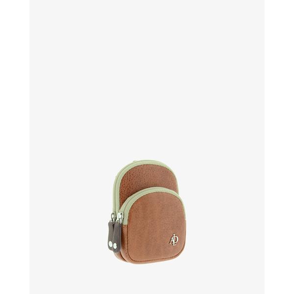 monedero-mochila-marron-adapell-1
