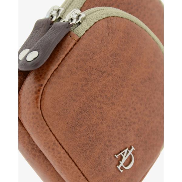 monedero-mochila-marron-adapell-4