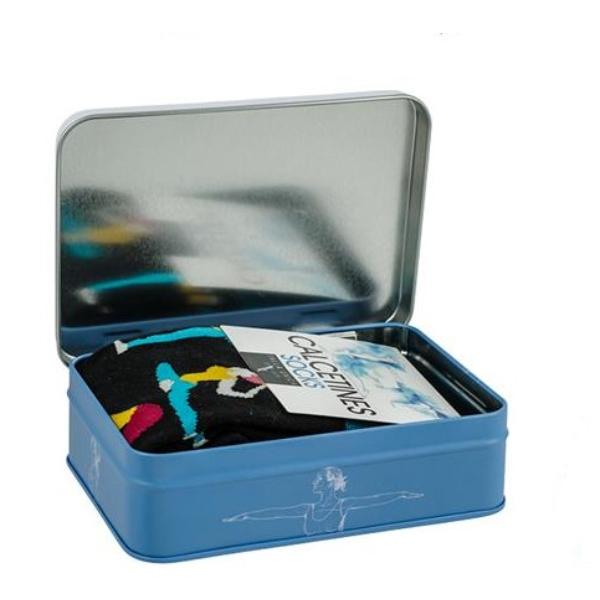 Vista general de calcetines yogui. regalo ideal para amantes del yoga