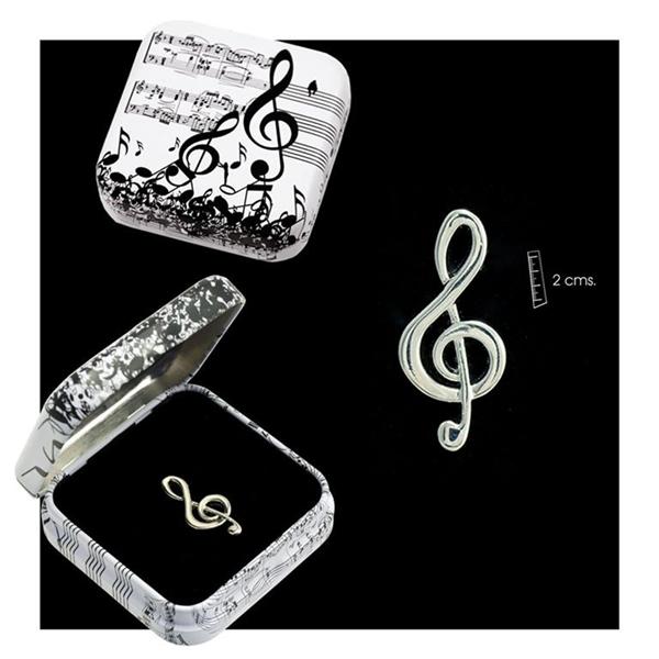 pin clave de sol en caja metálica