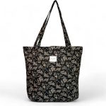 Bolsa Grande Elisa De La Mur con estampado floral y asas largas para el hombro.