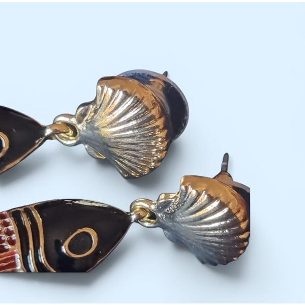 Detalle concha pendientes pescaito